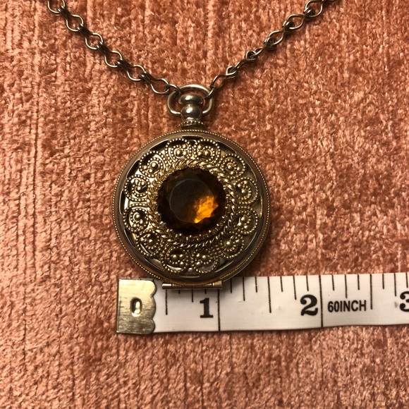 Vintage Avon Locket w/ Amber Jewel - Picture 8 of 8